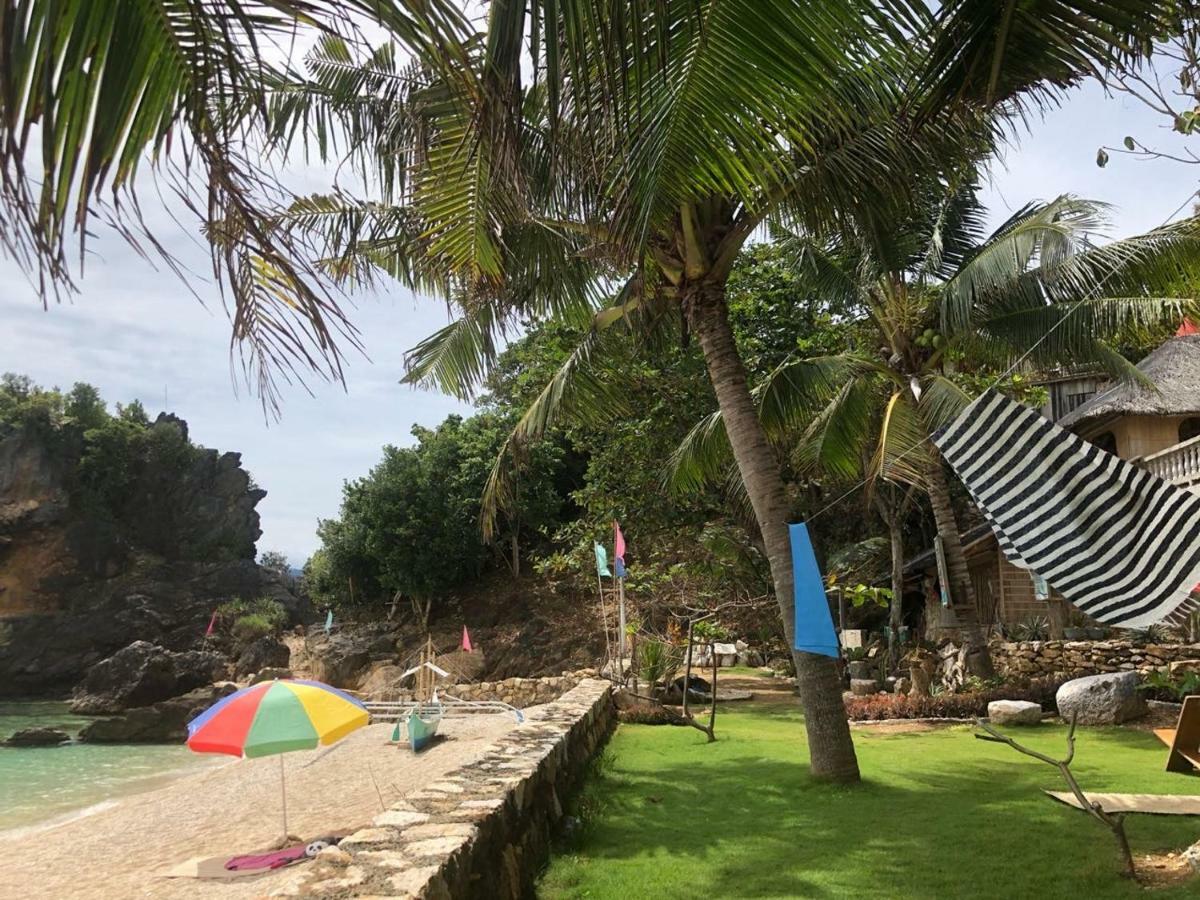 Tinaoog Beach Resort Alad Buitenkant foto